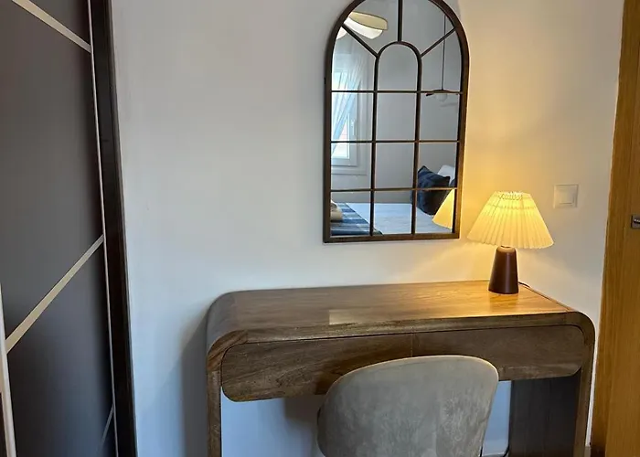 Apartament Robles *